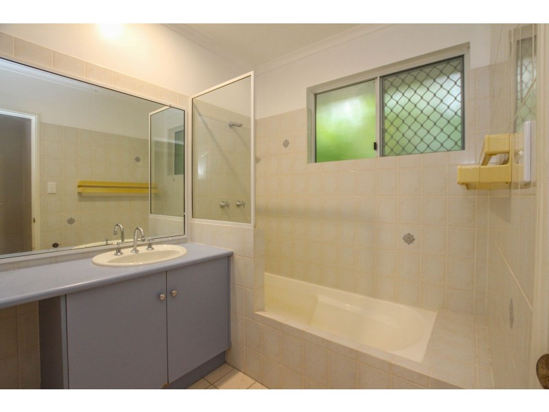 5 Copper Close, Bayview Heights QLD 4868