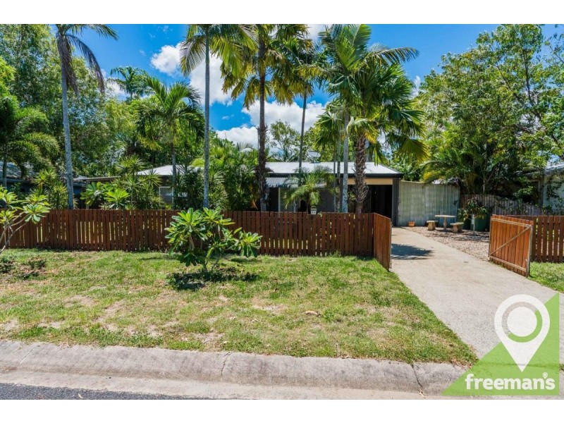 53 Baronia Crescent, Holloways Beach QLD 4878