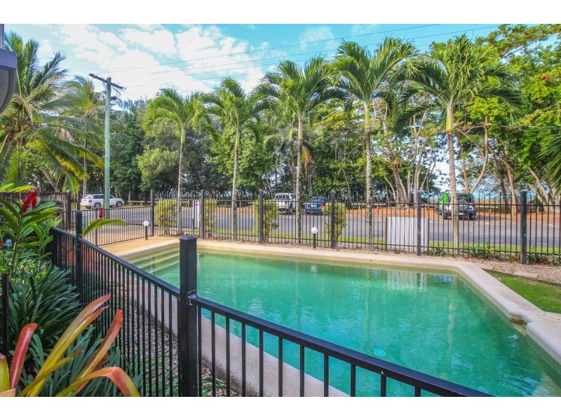 1/65 Sims Esplanade, Yorkeys Knob QLD 4878