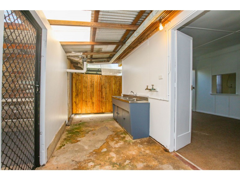 41 Birch Street, Manunda QLD 4870