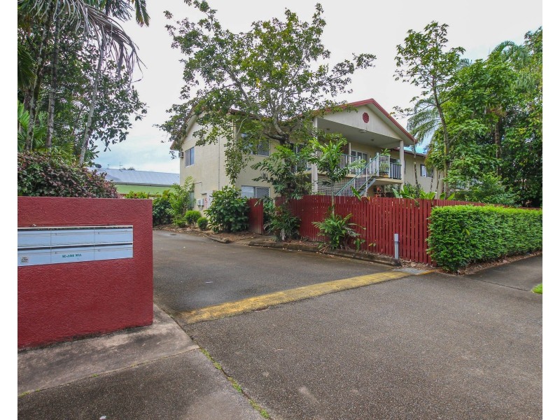 10/8 Grantala Street, Manoora QLD 4870