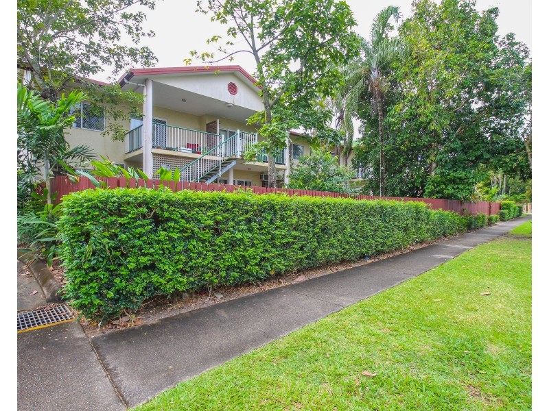 10/8 Grantala Street, Manoora QLD 4870