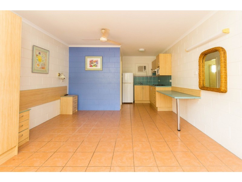 399/1 Anderson Road, Woree QLD 4868