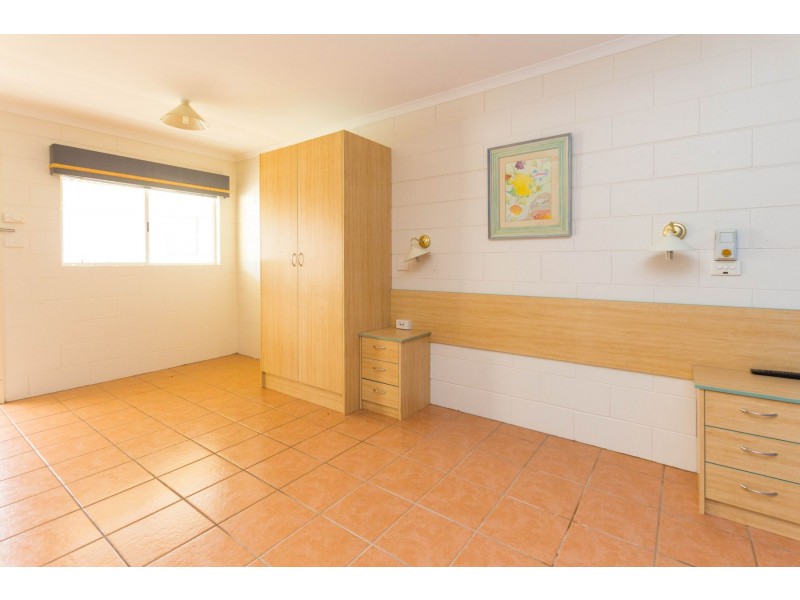 399/1 Anderson Road, Woree QLD 4868