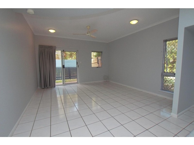 1/42 Springfield Crescent, Manoora QLD 4870