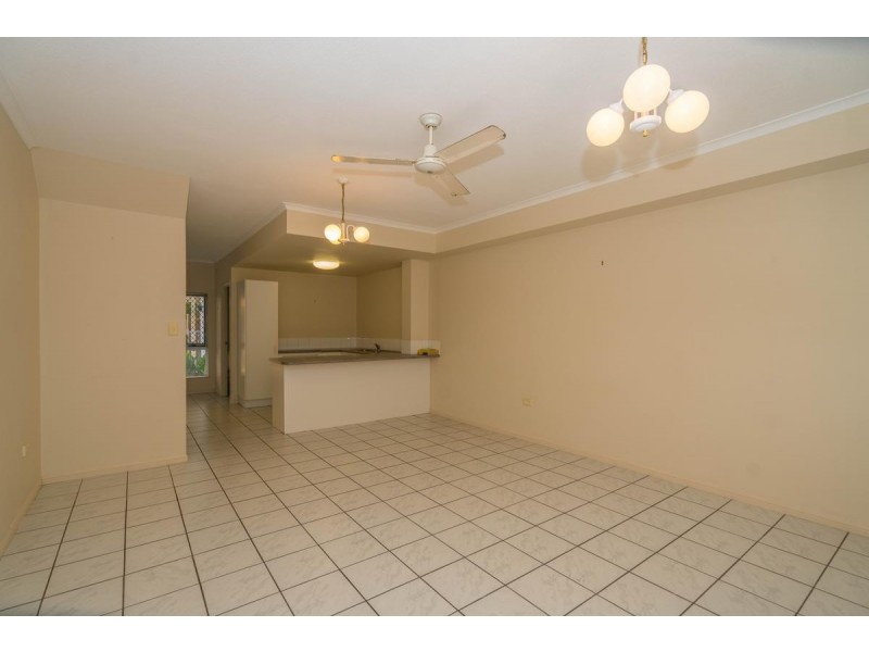 2/23 Rutherford Street, Yorkeys Knob QLD 4878