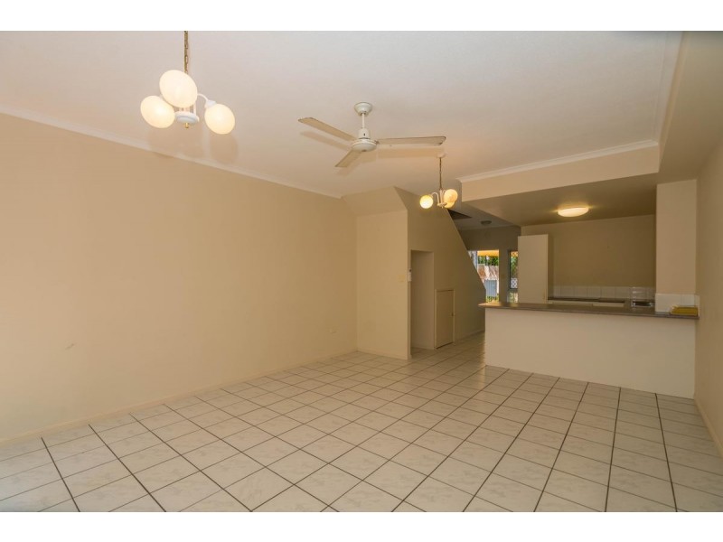 2/23 Rutherford Street, Yorkeys Knob QLD 4878