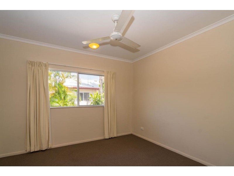 2/23 Rutherford Street, Yorkeys Knob QLD 4878