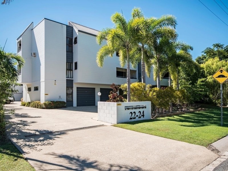 5/22-24 Rutherford Street, Yorkeys Knob QLD 4878