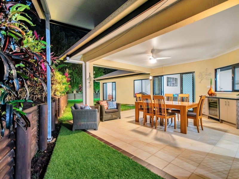 1-3 Dwyer Place, Redlynch QLD 4870