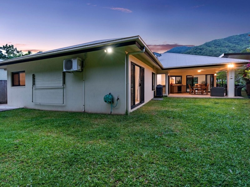 1-3 Dwyer Place, Redlynch QLD 4870