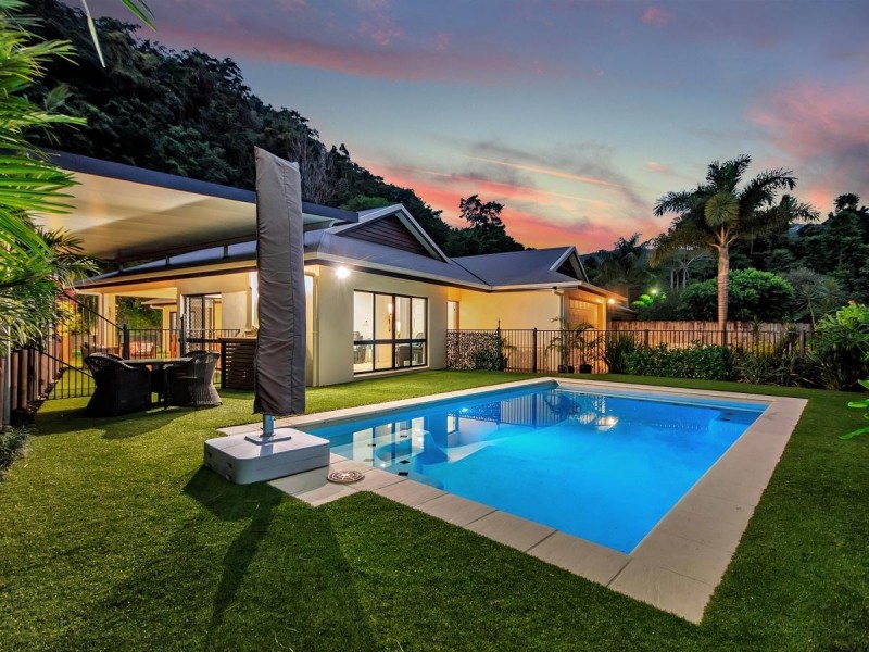 1-3 Dwyer Place, Redlynch QLD 4870