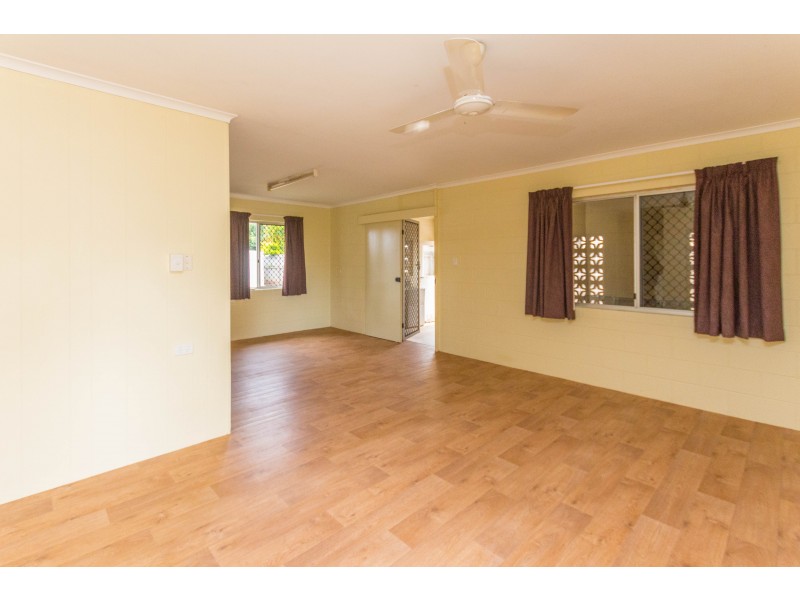 19 Dandaloo Street, Bayview Heights QLD 4868