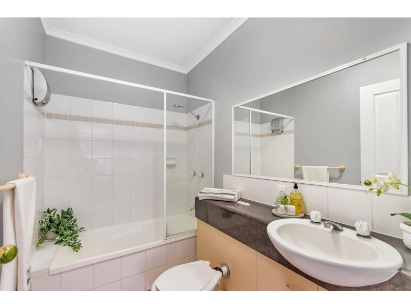 1/7A Grantala Street, Manoora QLD 4870
