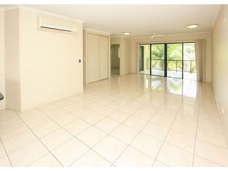 3/516 Varley Street, Yorkeys Knob QLD 4878