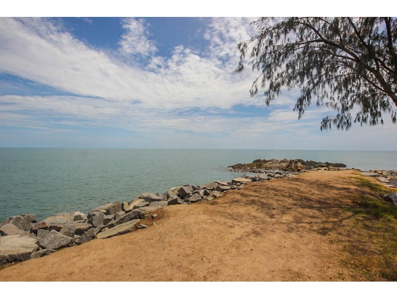 3/516 Varley Street, Yorkeys Knob QLD 4878