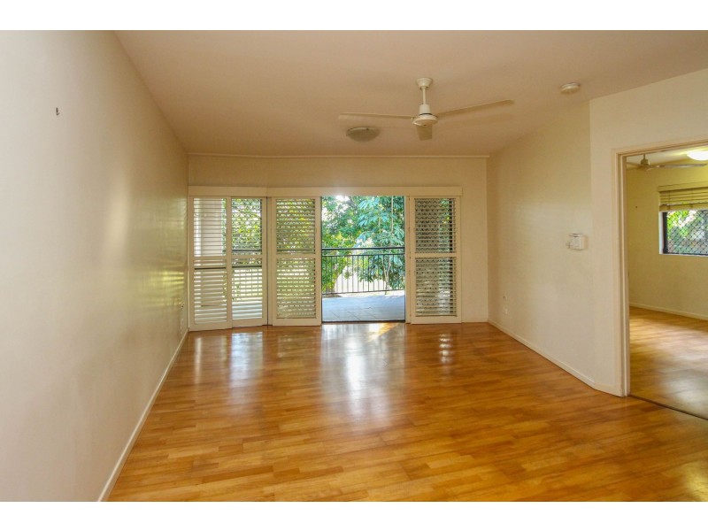 4/33 Digger Street, Cairns North QLD 4870
