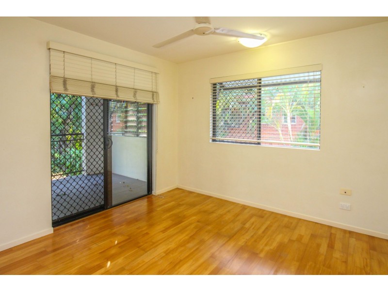 4/33 Digger Street, Cairns North QLD 4870