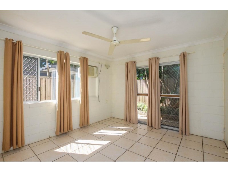 2/414-416 Severin Street, Parramatta Park QLD 4870