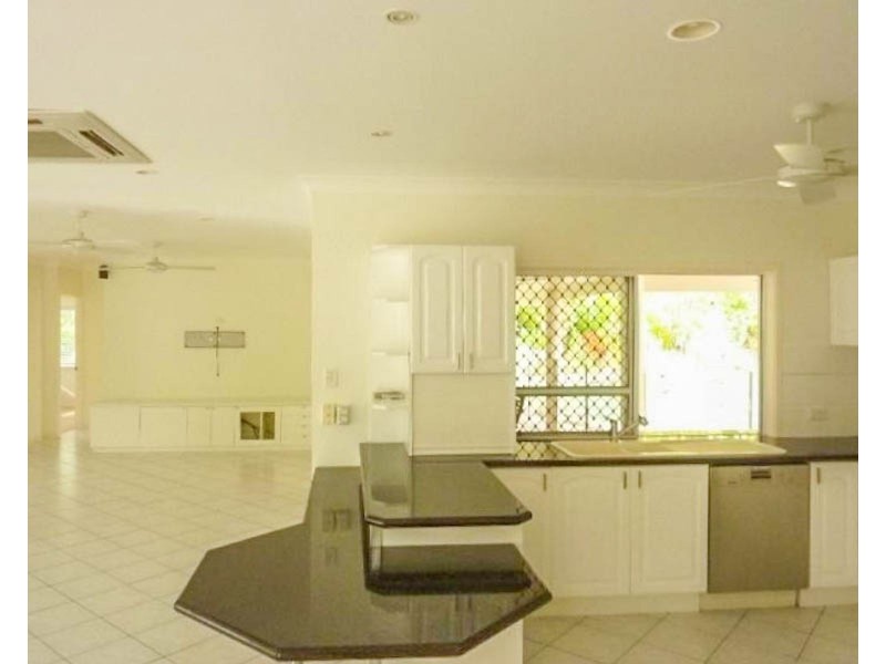 15 Stream Avenue, Paradise Palms, Kewarra Beach QLD 4879