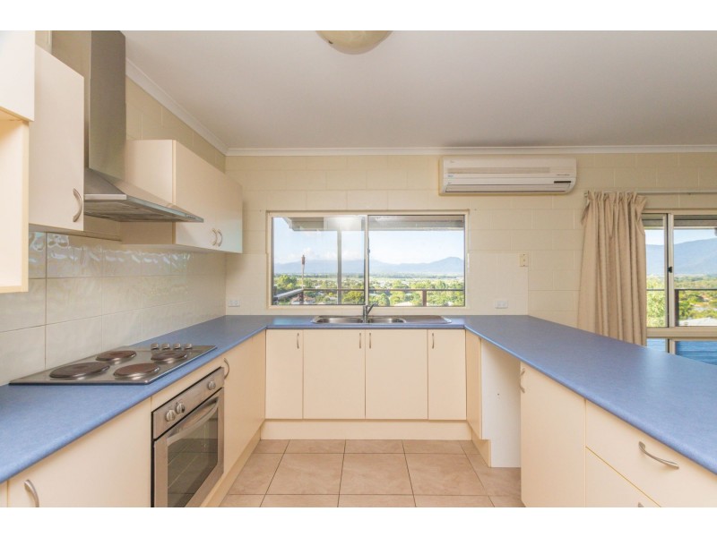 2 Gadaloff Close, Gordonvale QLD 4865