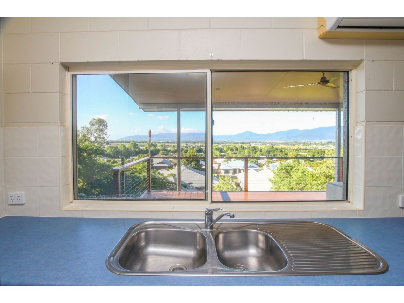 2 Gadaloff Close, Gordonvale QLD 4865