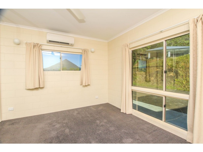 2 Gadaloff Close, Gordonvale QLD 4865