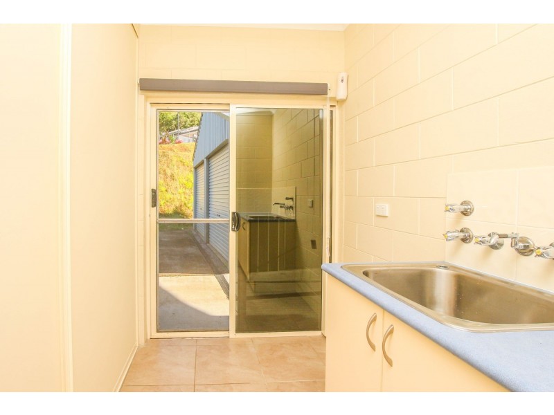 2 Gadaloff Close, Gordonvale QLD 4865