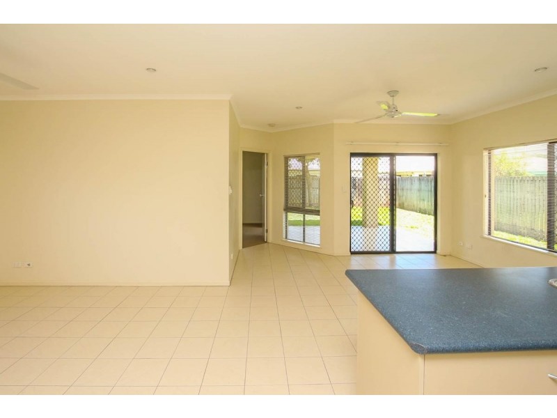 185 Timberlea Drive, Bentley Park QLD 4869
