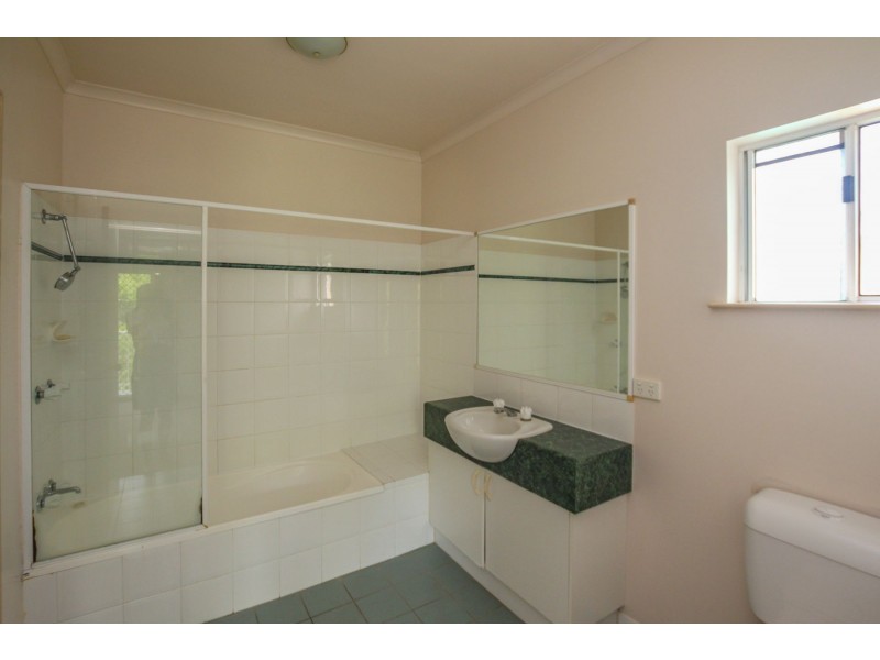 8/40 Springfield Crescent, Manoora QLD 4870