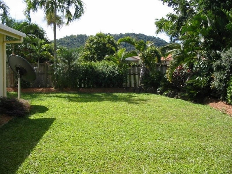 8 Quadrio Crescent, Brinsmead QLD 4870