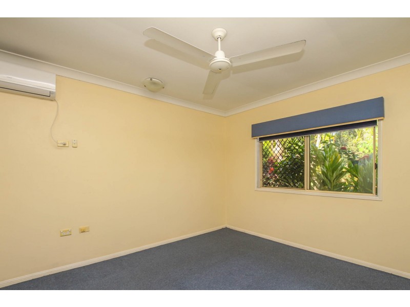 8 Quadrio Crescent, Brinsmead QLD 4870