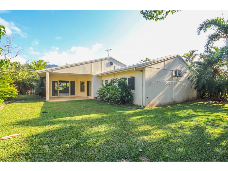 8 Quadrio Crescent, Brinsmead QLD 4870