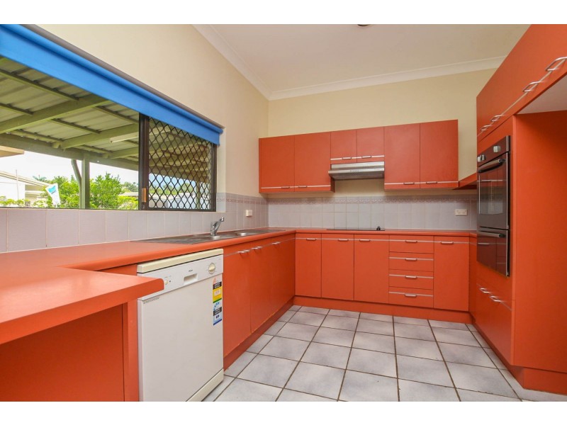 1 Azalea Court, Mooroobool QLD 4870
