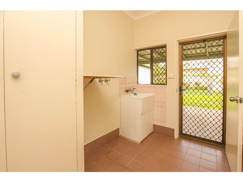 1 Azalea Court, Mooroobool QLD 4870