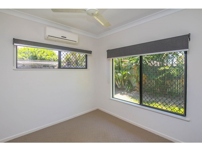 12 Montalbion Avenue, Trinity Park QLD 4879