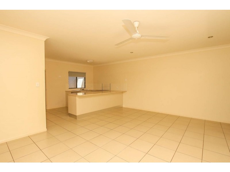 4/21 Giffin Road, White Rock QLD 4868