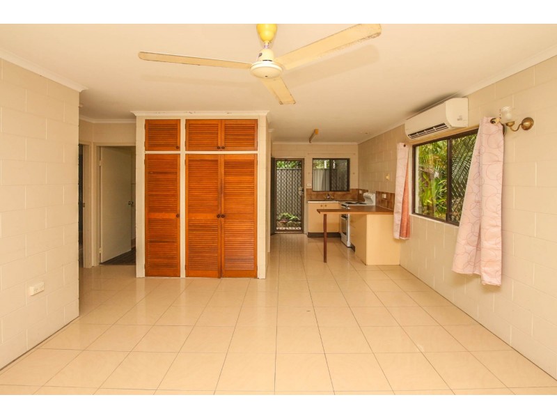 8/28 Girralong Street, Woree QLD 4868