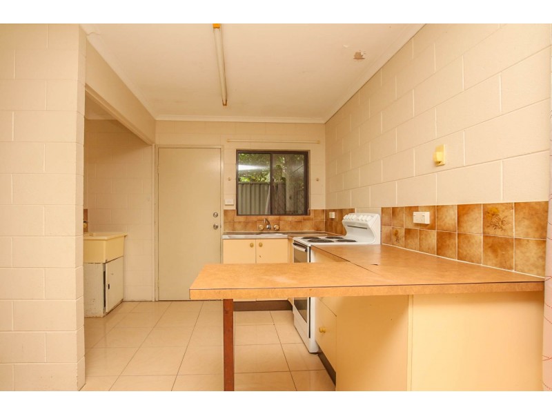 8/28 Girralong Street, Woree QLD 4868