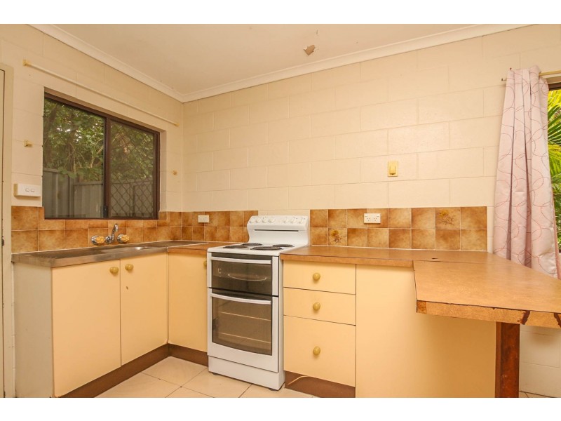 8/28 Girralong Street, Woree QLD 4868
