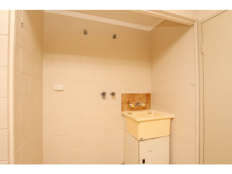 8/28 Girralong Street, Woree QLD 4868