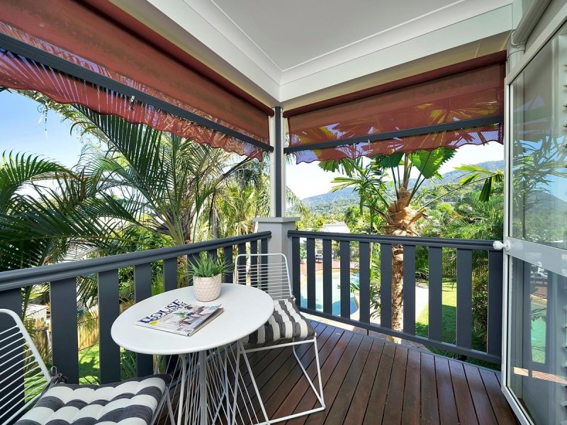 17 Solomon Place, Mooroobool QLD 4870