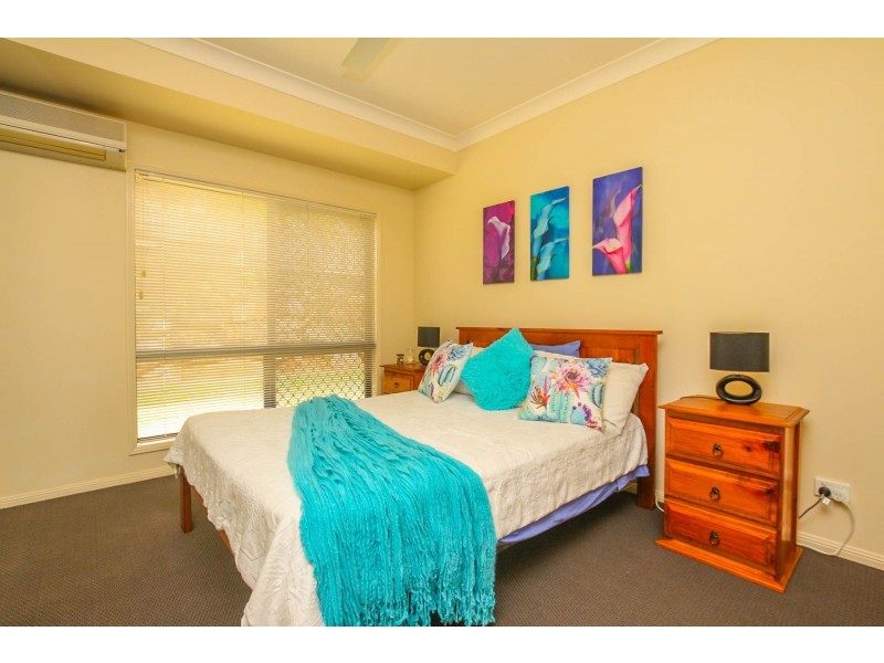 11 Kawana Street, Caravonica QLD 4878