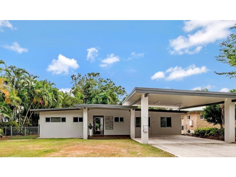 16 Forum Close, Mooroobool QLD 4870