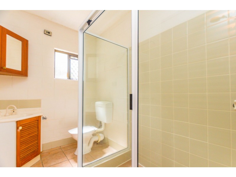 1-3 Sommerville Crescent, Whitfield QLD 4870