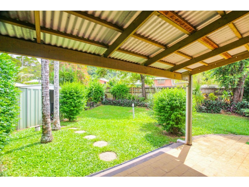 1-3 Sommerville Crescent, Whitfield QLD 4870