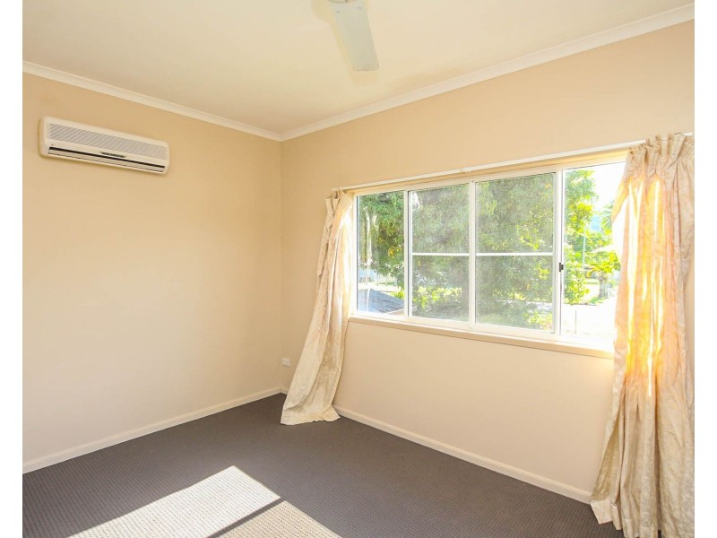 8/33 Balaclava Road, Earlville QLD 4870