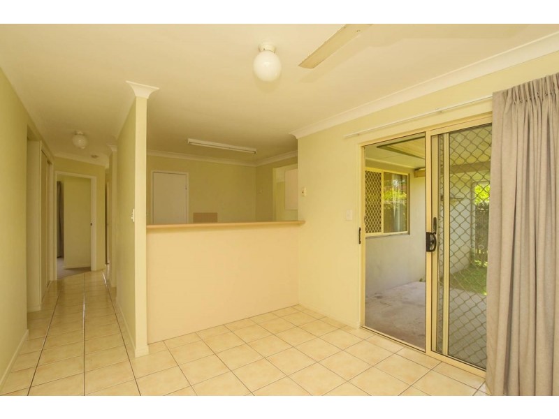 12 Silky Oak Court, Mooroobool QLD 4870