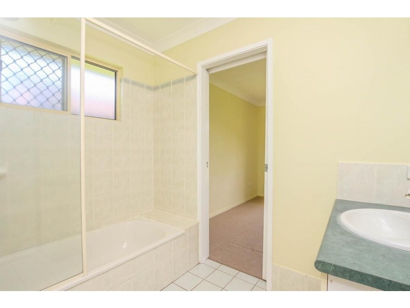 12 Silky Oak Court, Mooroobool QLD 4870