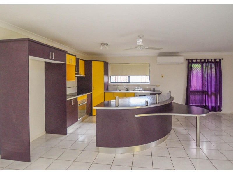 6 Carron Close, Bentley Park QLD 4869